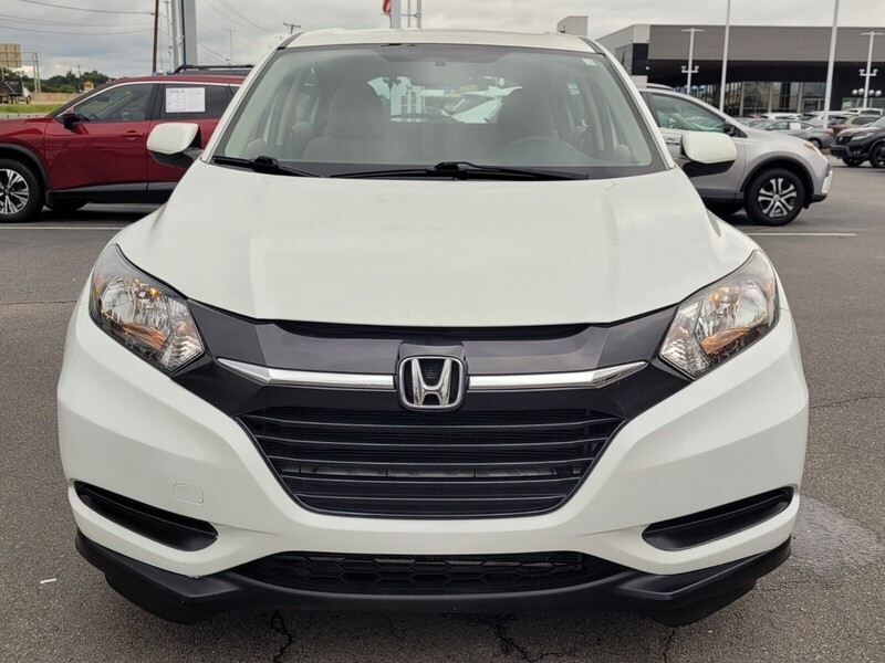 2017 Honda HR-V LX photo 15