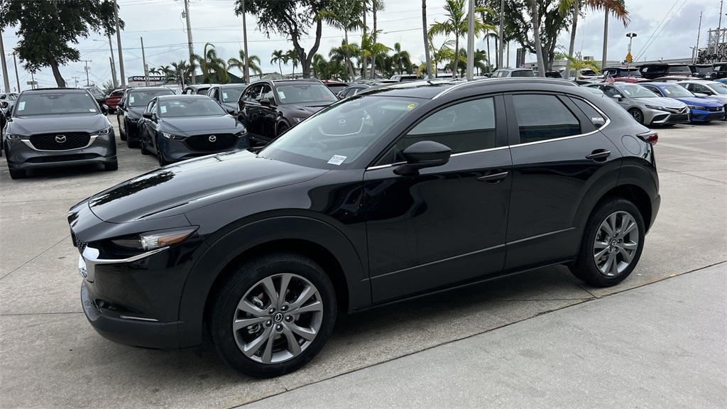 2025 Mazda CX-30 2.5 S Preferred photo 10