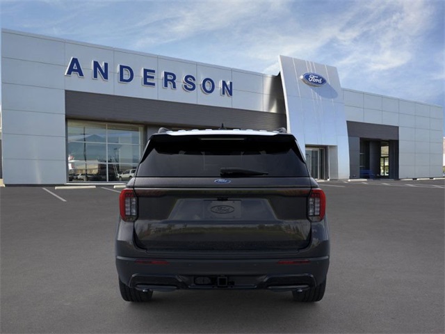 2025 Ford Explorer ST-Line photo 2