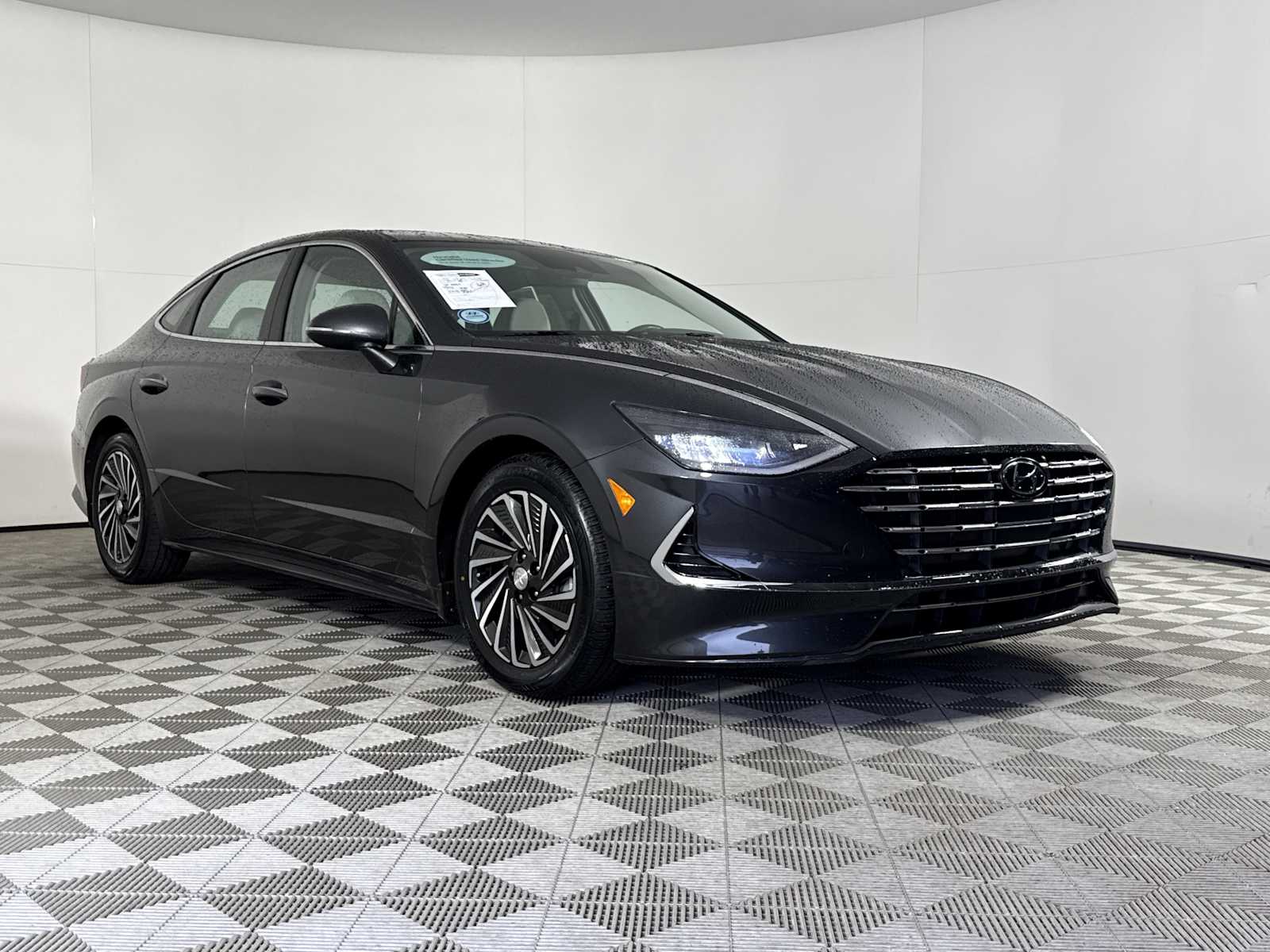 2021 Hyundai Sonata Hybrid SEL photo 2