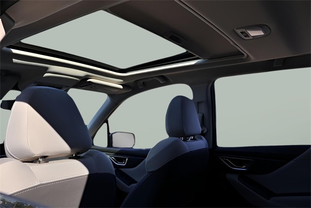 2022 Subaru Forester Premium photo 3