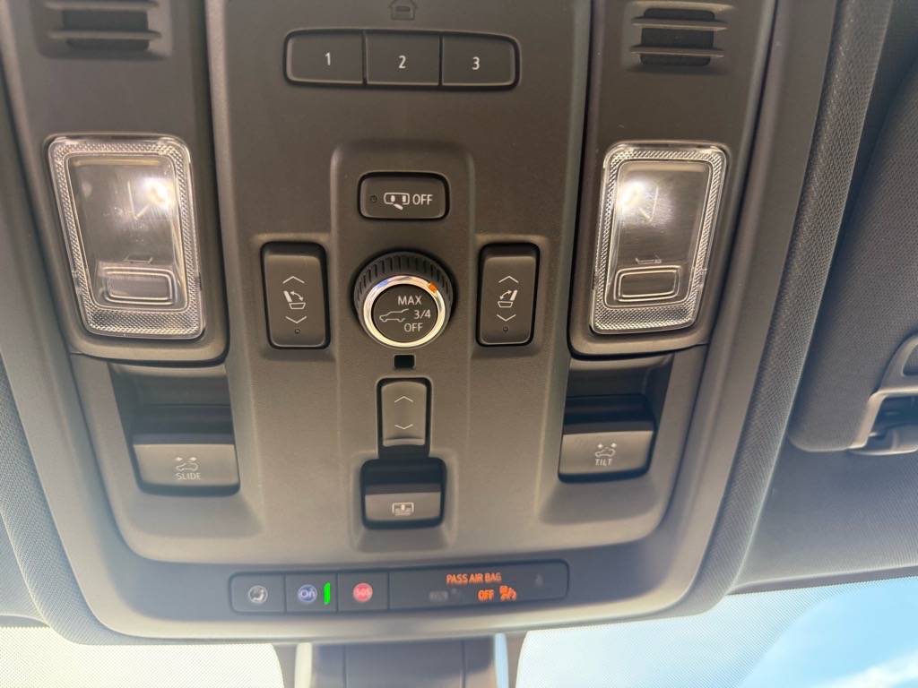 2022 Chevrolet Tahoe Premier photo 31