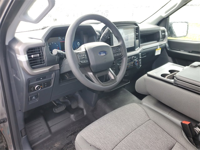 2025 Ford F-150 XL photo 13
