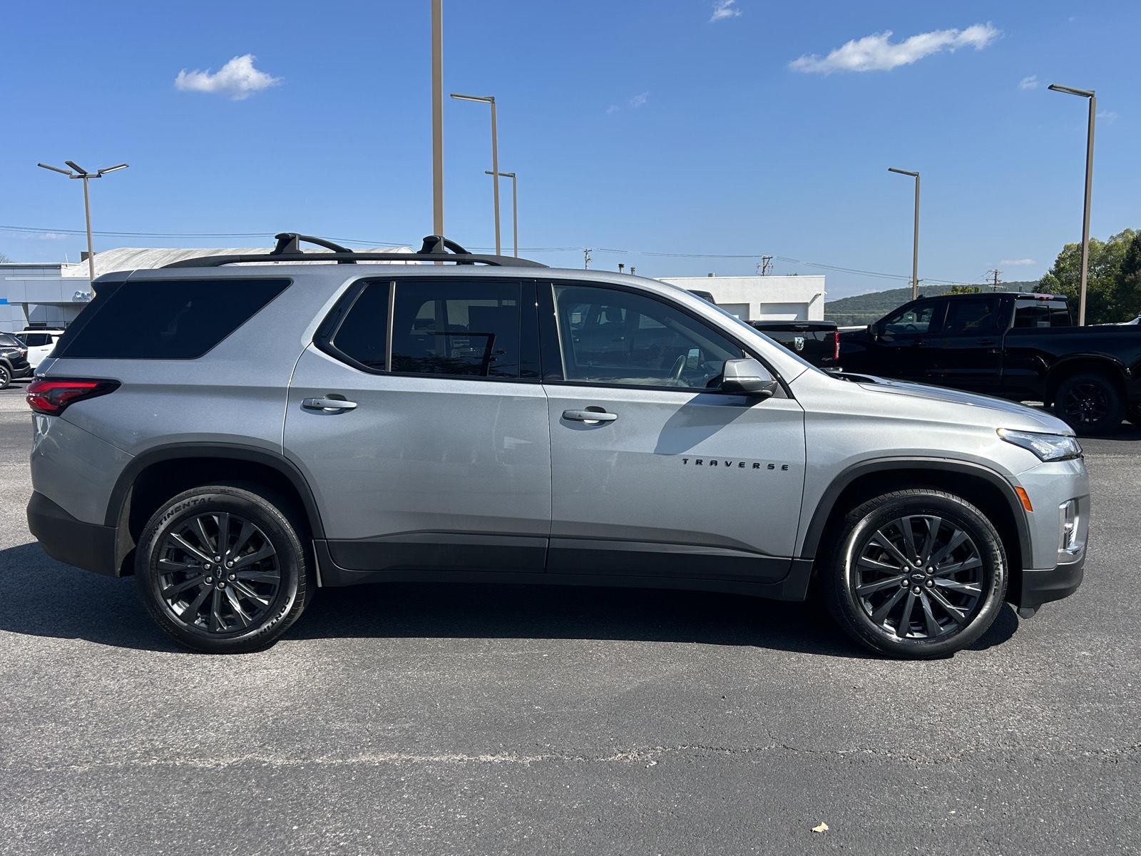 2023 Chevrolet Traverse RS photo 4
