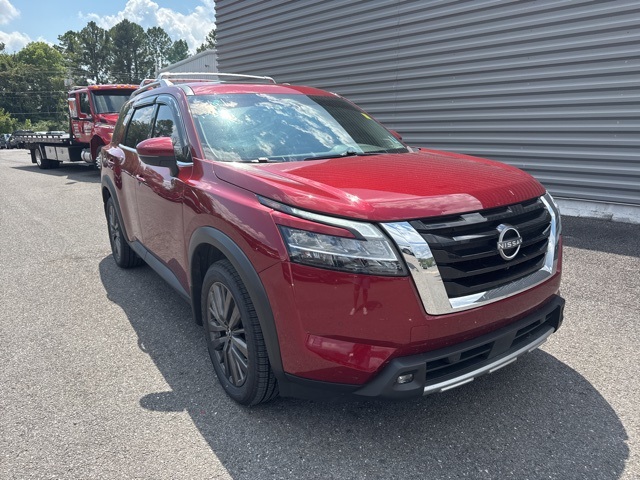 2022 Nissan Pathfinder