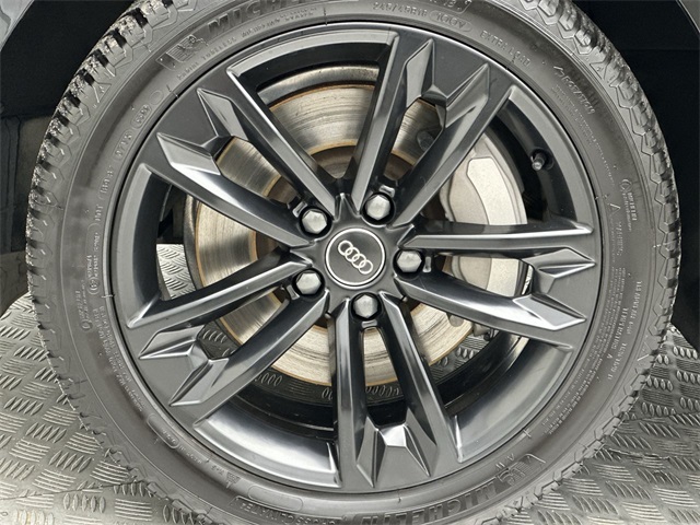 2019 Audi A4 Allroad 2.0T Prestige Quattro photo 2