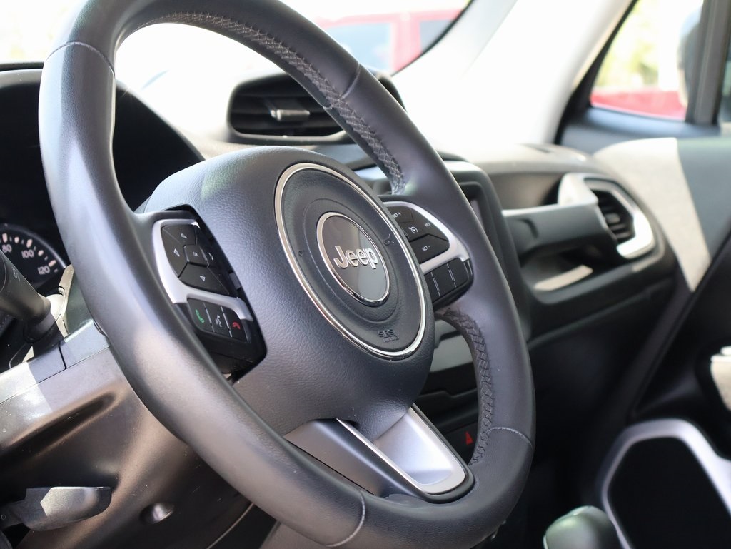 2020 Jeep Renegade Latitude photo 23