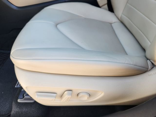 2023 Toyota Highlander L photo 23