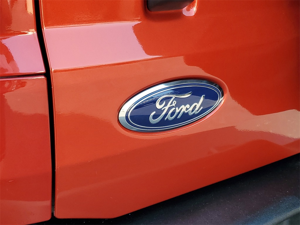 2022 Ford Bronco Base photo 21