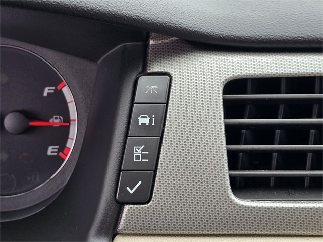 2009 Chevrolet Impala SS photo 18