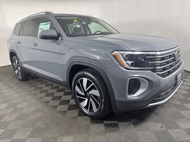 2026 Volkswagen Atlas SEL's photo