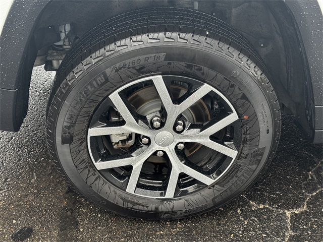 2024 Jeep Grand Cherokee Limited photo 12