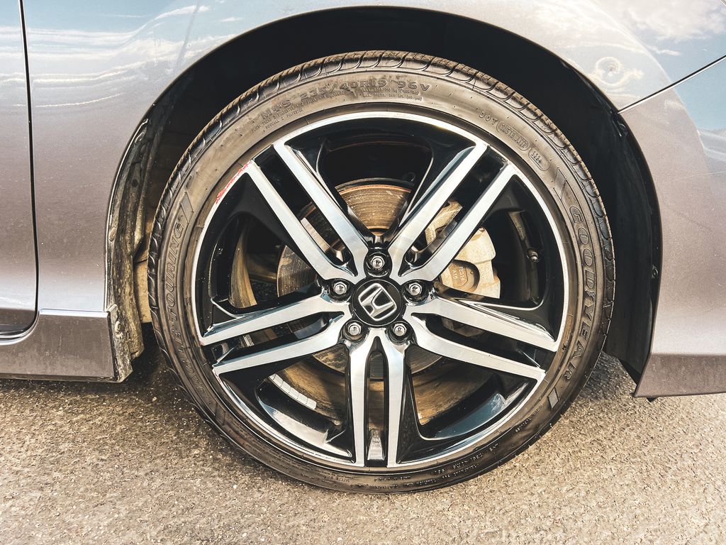 2017 Honda Accord Sport photo 5