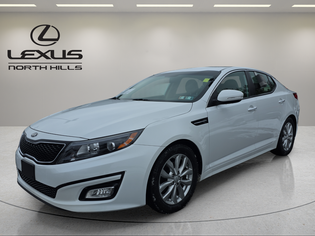 2015 Kia Optima LX's photo