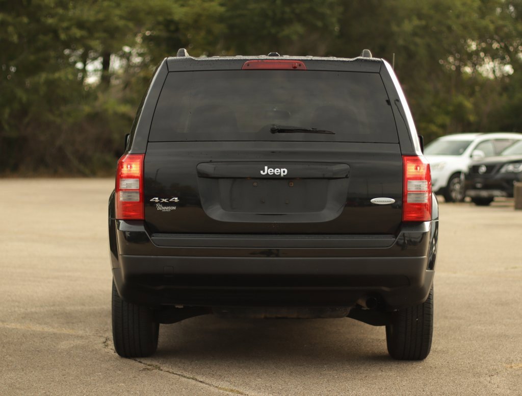 2011 Jeep Patriot Latitude photo 5