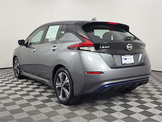 2020 Nissan Leaf SV photo 3