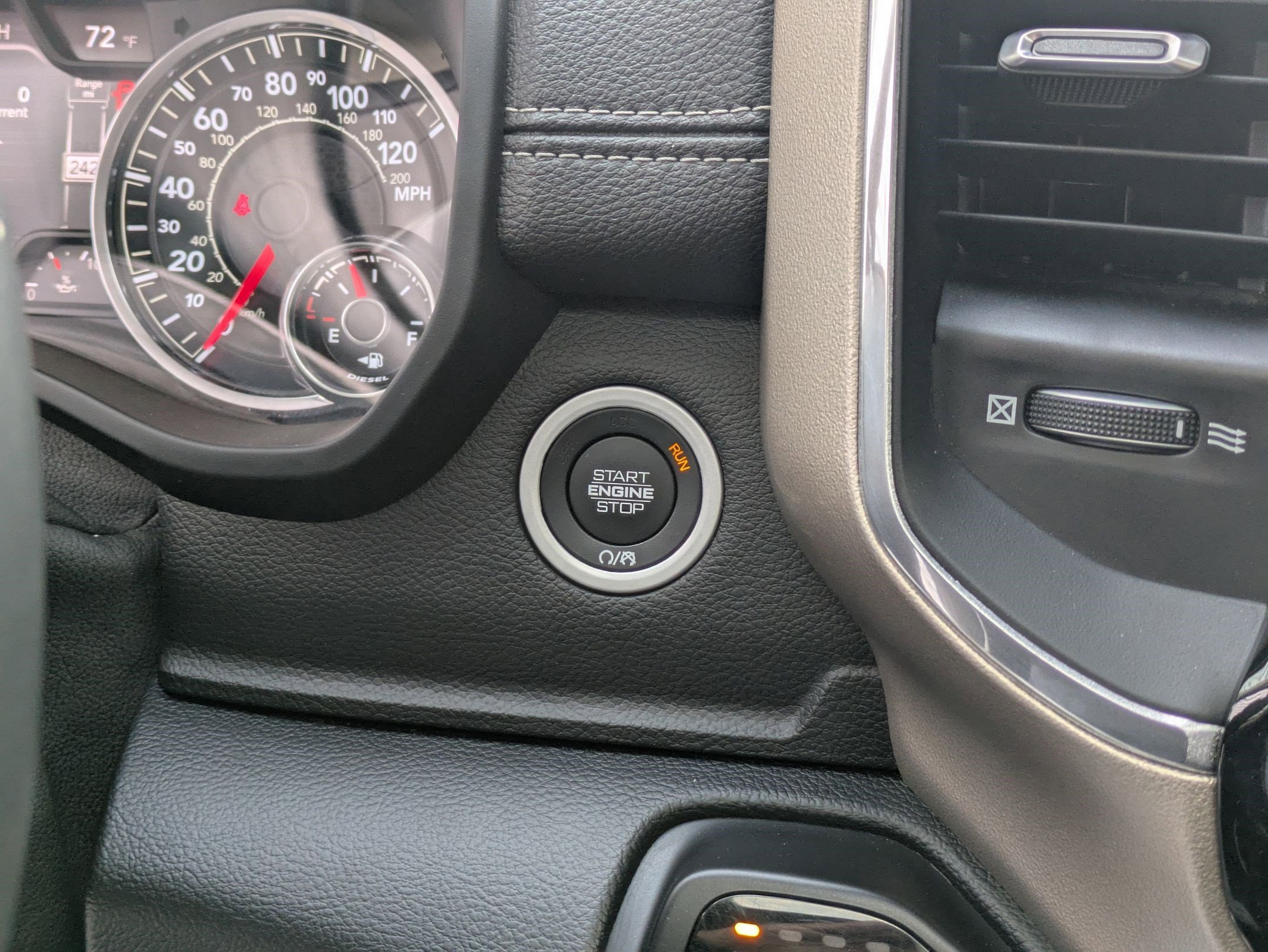 2021 Ram 1500 Laramie photo 18