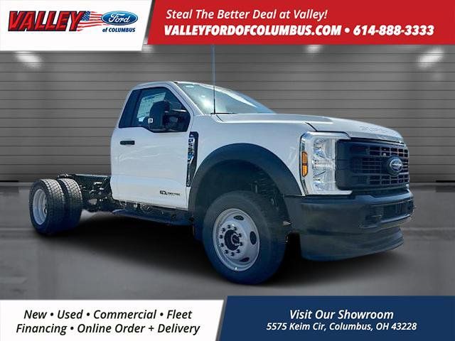 2025 Ford F-550 Super Duty Chassis Cab XL's photo