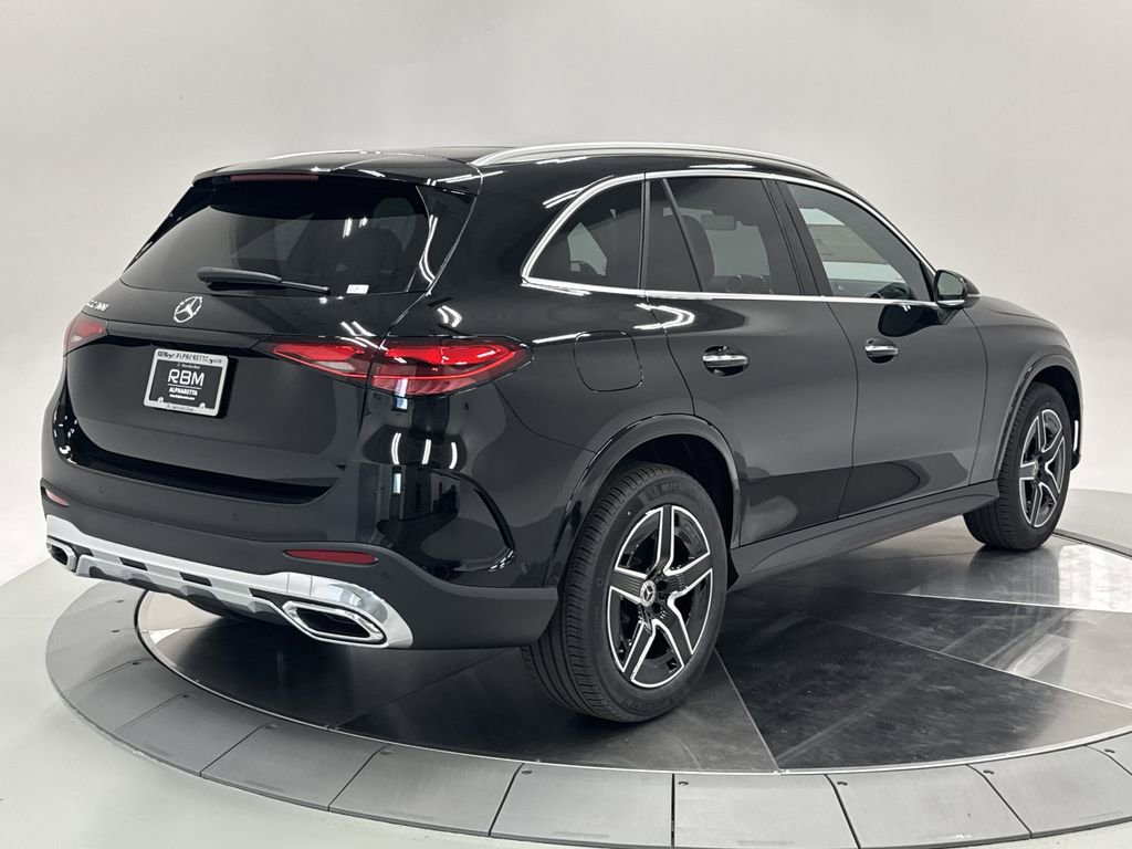 2026 Mercedes Benz GLC 300 photo 7