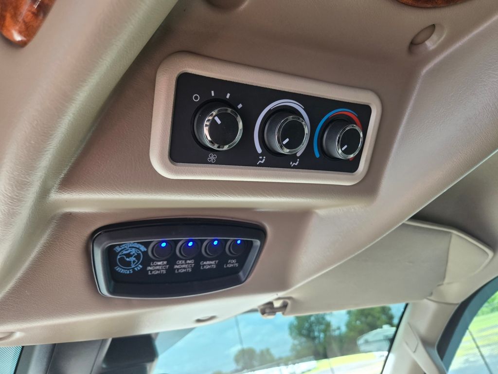 2022 Chevrolet Express Cargo photo 18