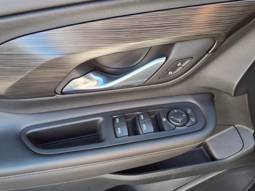 2022 Gmc Terrain SLE photo 17