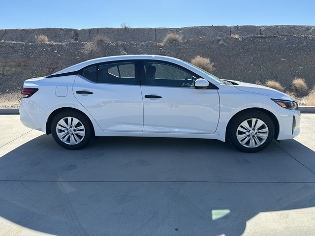 2025 Nissan Sentra S photo 5