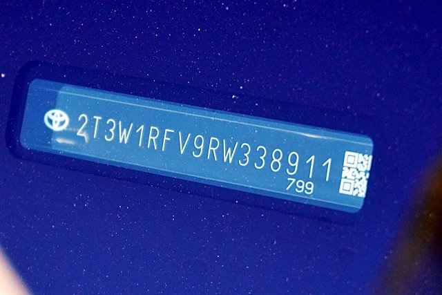 Used 2024 Black Toyota XLE image 35