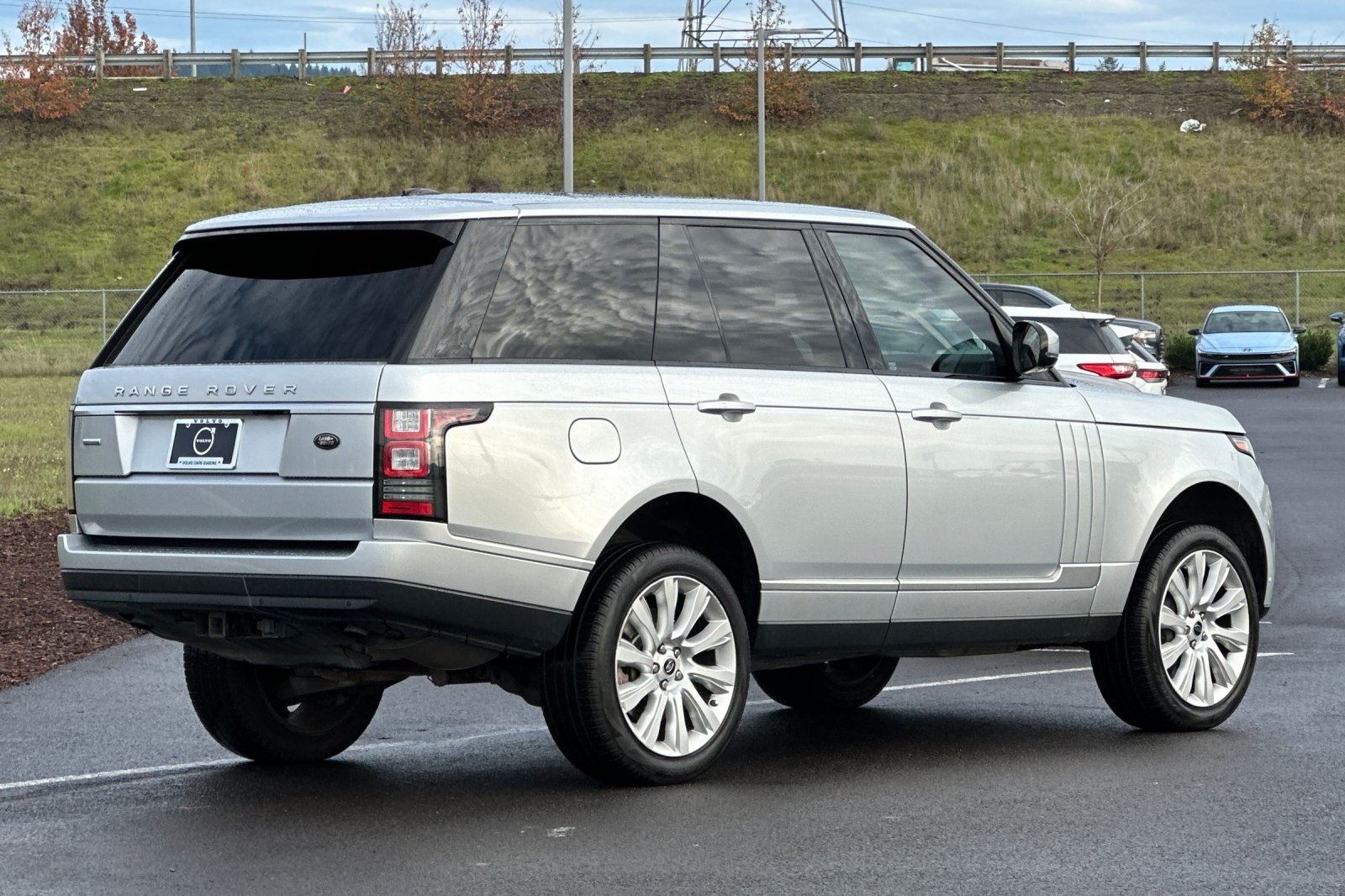 2013 Land Rover Range Rover SuperCharged photo 3