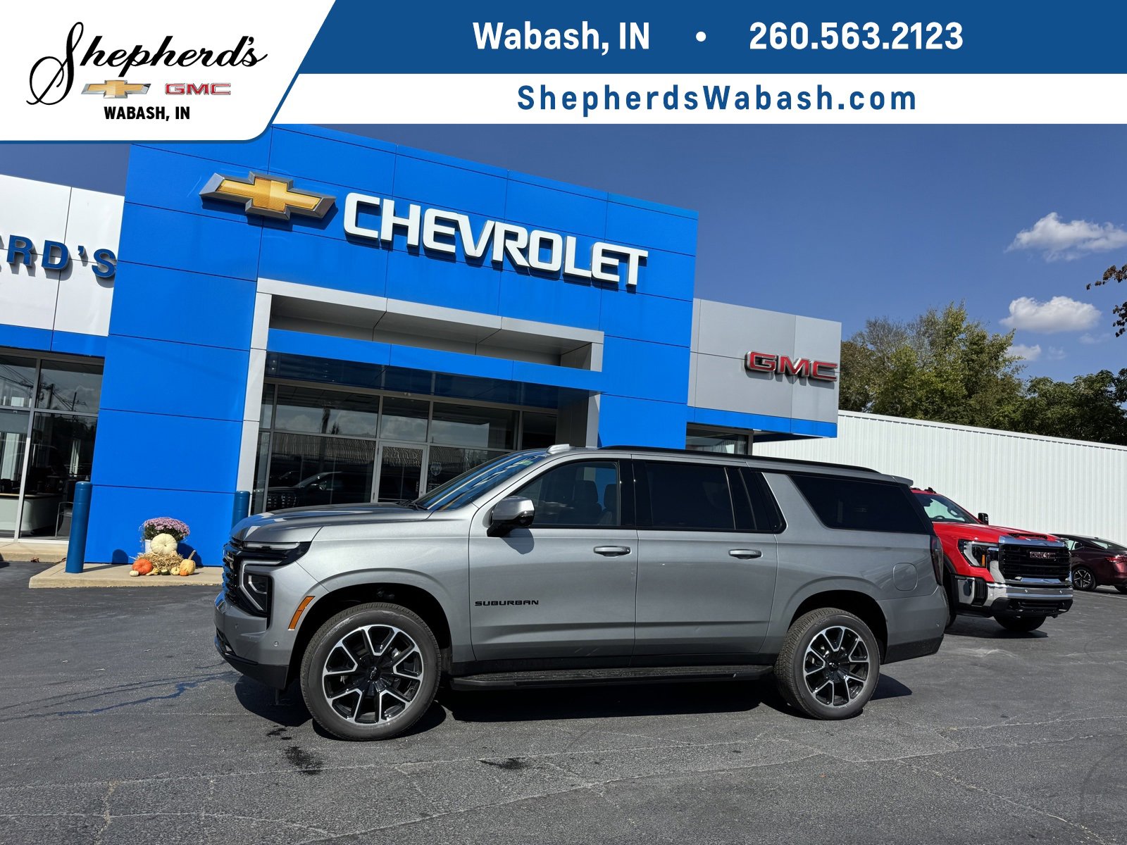 2026 Chevrolet Suburban RST's photo