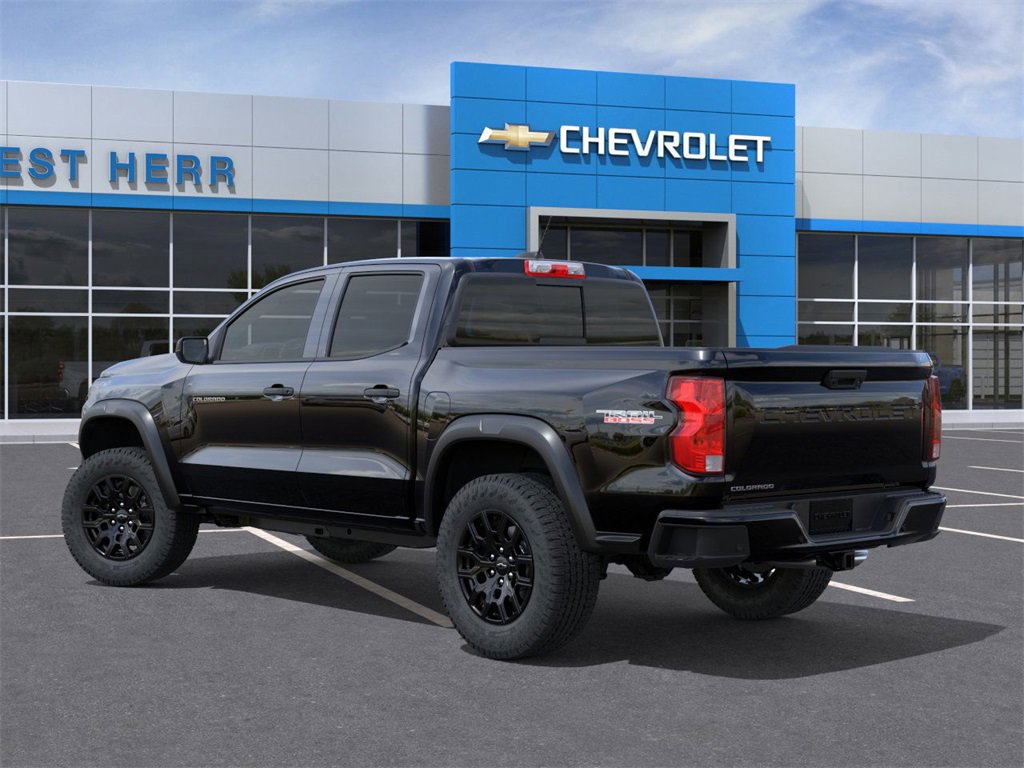 2026 Chevrolet Colorado Trail Boss photo 3