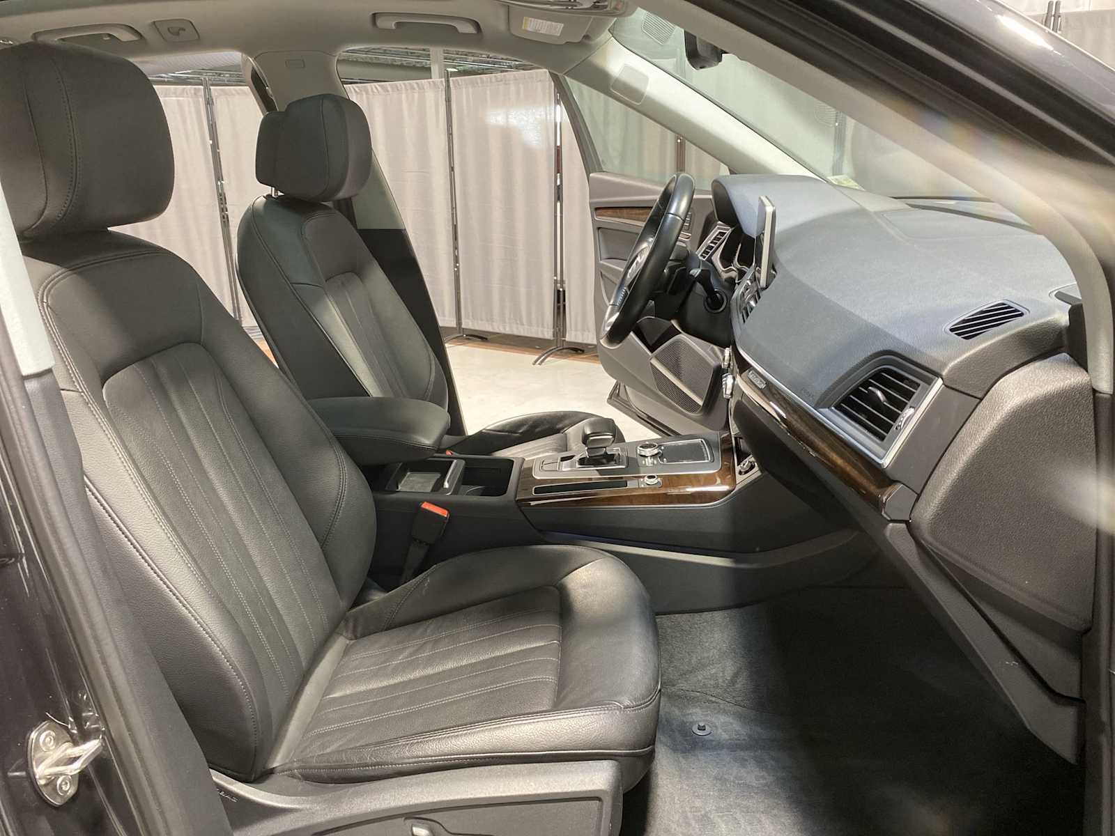 2018 Audi Q5 Premium Plus photo 13