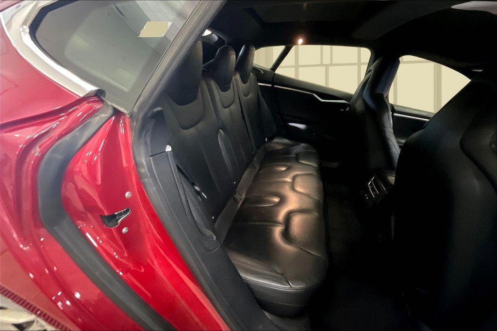 2016 Tesla Model S 75D photo 23