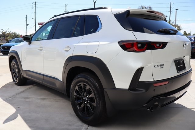 2026 Mazda CX-50 2.5 Premium photo 3