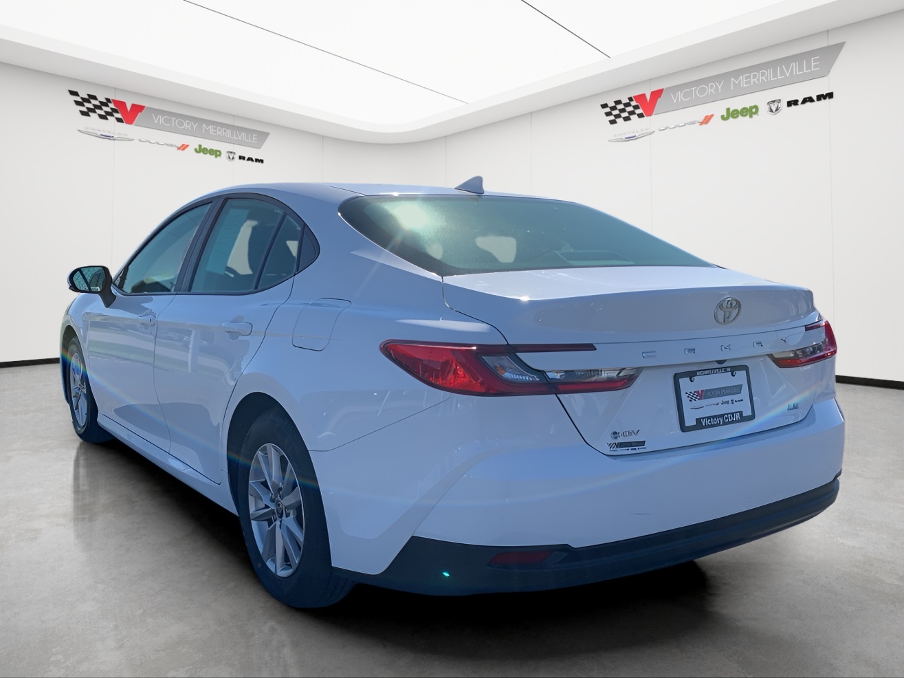 2025 Toyota Camry LE photo 3