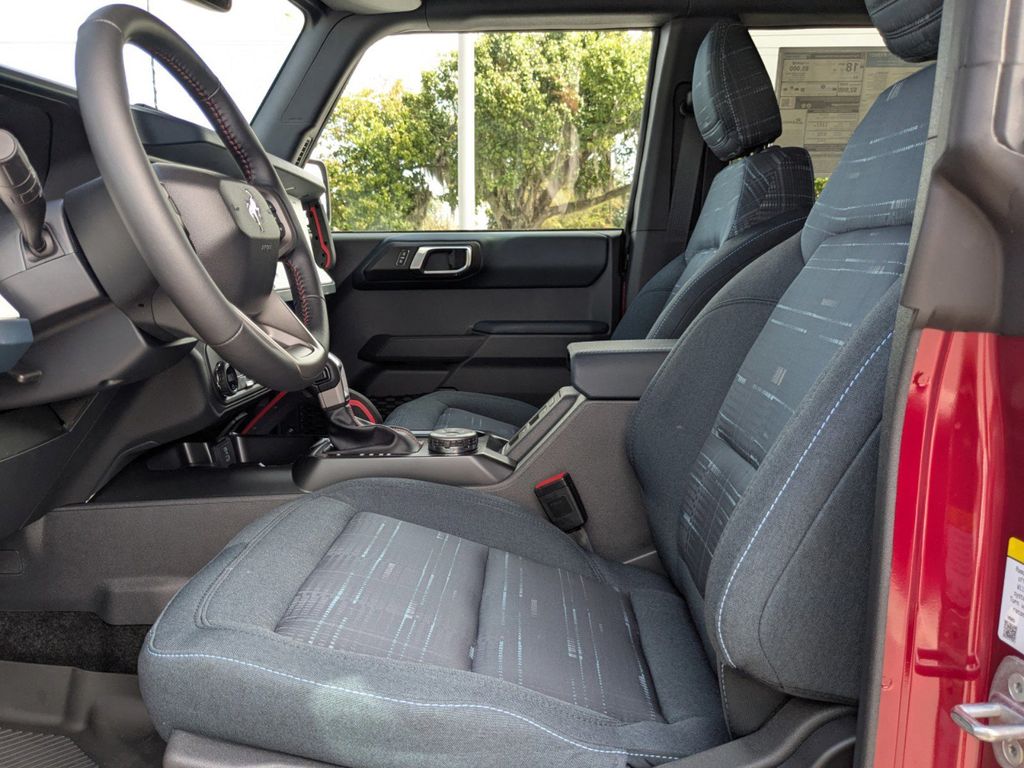 2025 Ford Bronco Heritage First Edition photo 20