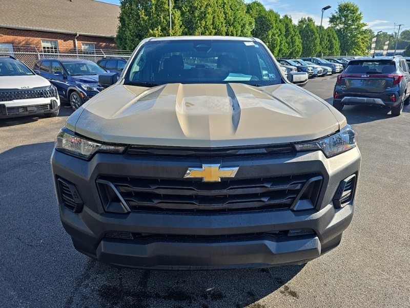 2023 Chevrolet Colorado Work Truck photo 2