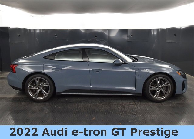 2022 Audi e-tron GT Prestige photo 3