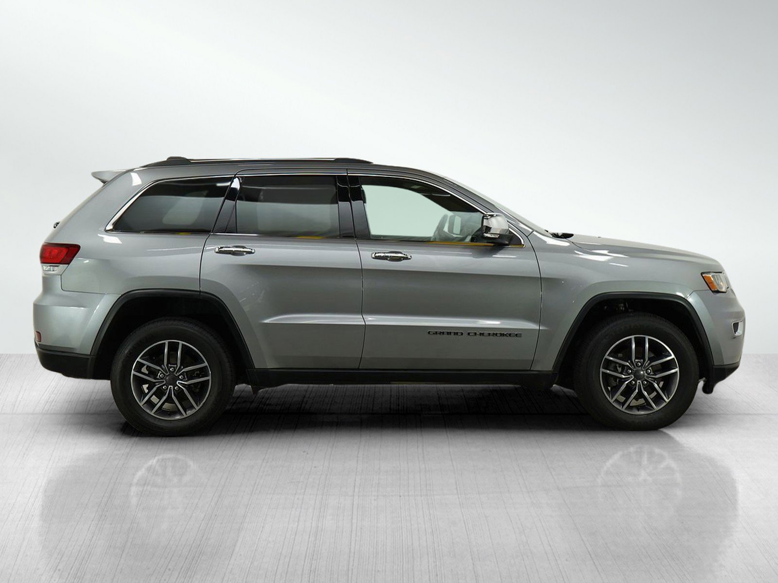 2020 Jeep Grand Cherokee Limited photo 5