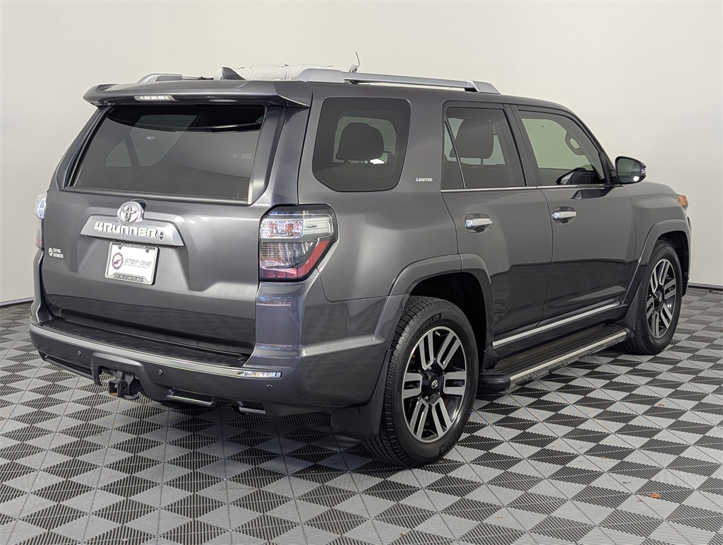 2018 Toyota 4Runner Limited photo 4