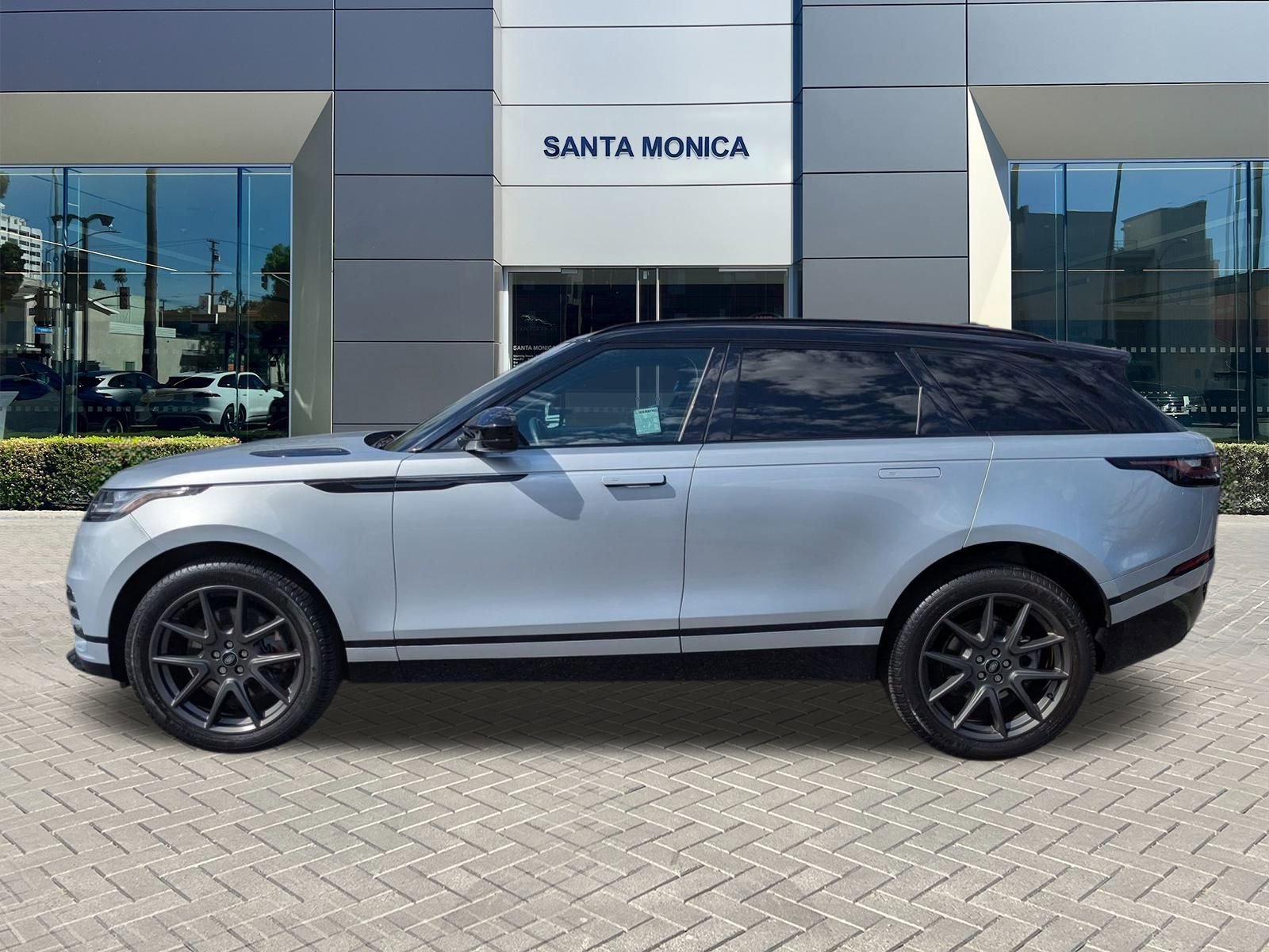 2023 Land Rover Range Rover Velar R-Dynamic S photo 8