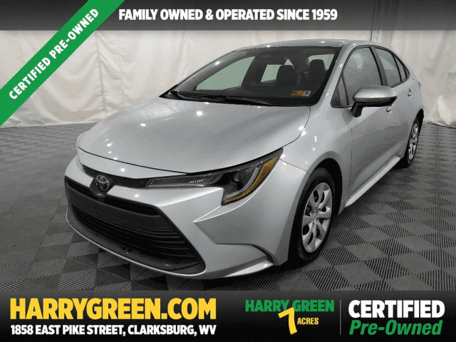 2025 Toyota Corolla LE's photo