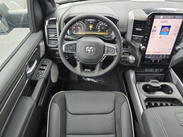 2026 Ram 1500 Laramie photo 3
