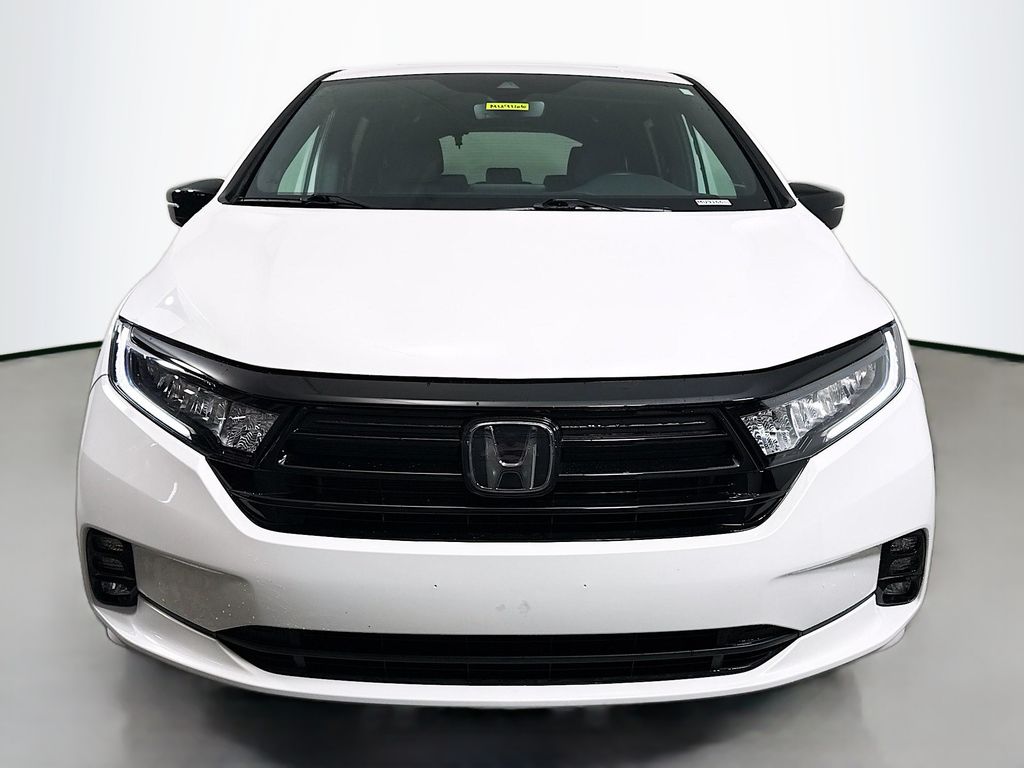 2024 Honda Odyssey Sport photo 2