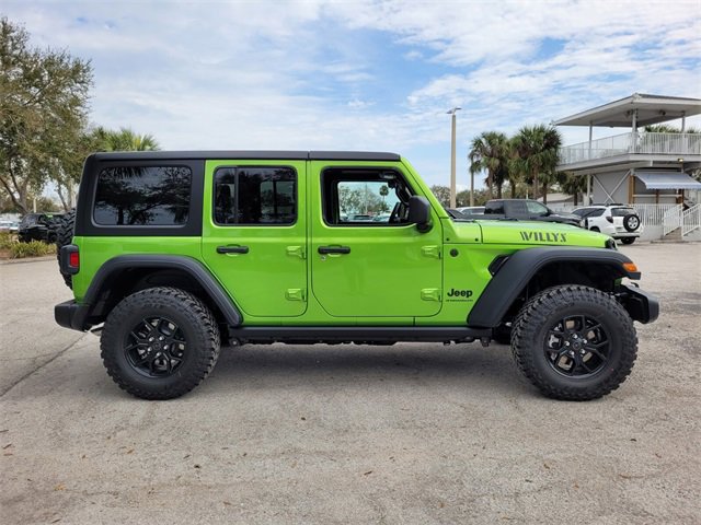 2025 Jeep Wrangler Willys photo 4