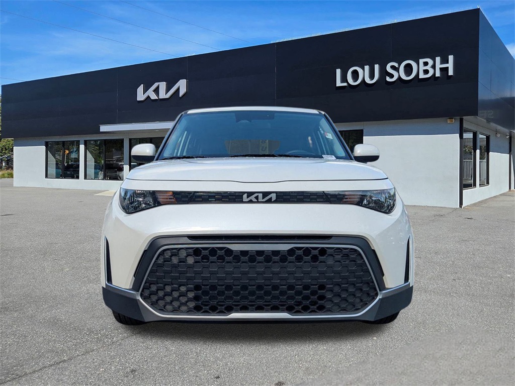 2025 Kia Soul LX photo 5