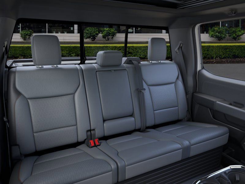2025 Ford F-150 Lightning Lariat photo 11