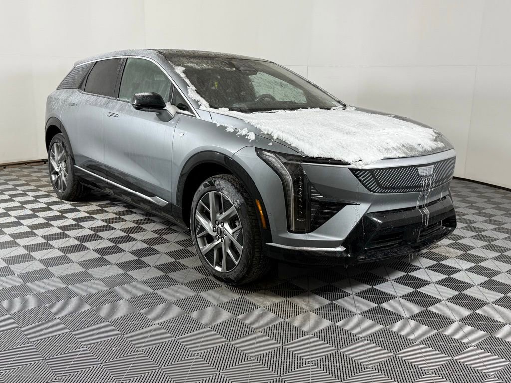 2026 Cadillac OPTIQ Luxury's photo