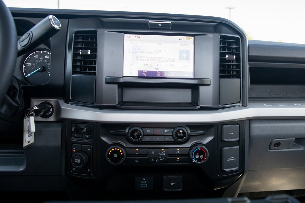 2025 Ford F-350 XL photo 32