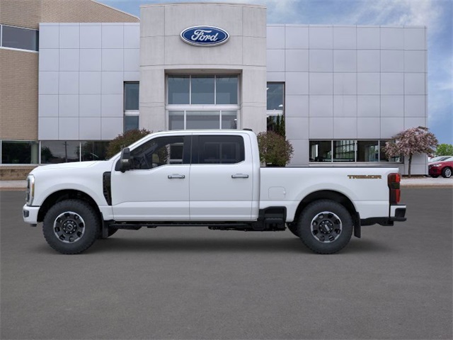 2025 Ford F-350 photo 3