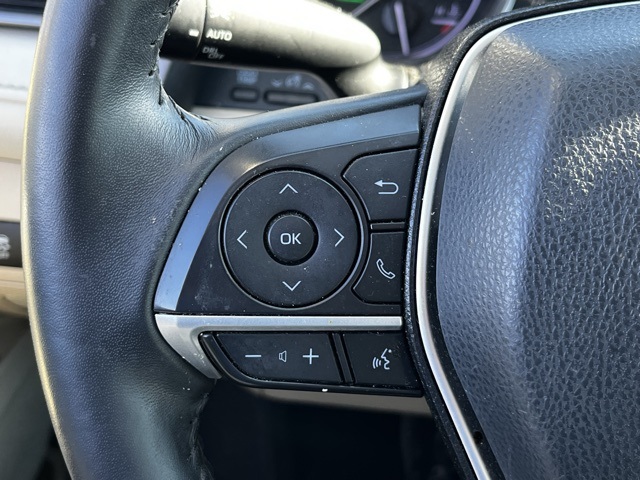 2021 Toyota Camry XLE photo 12